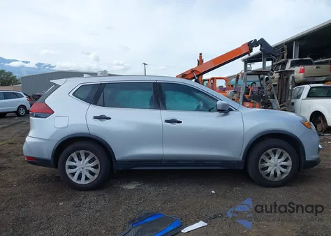 2018 Nissan Rogue S z USA, uszkodzony, nr VIN 5N1AT2MT7JC747862